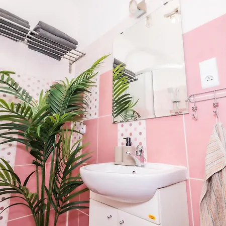 Silent Luxury, Apartman *